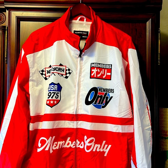 Brand New Members Only Rare USA 1975 Racing Red Team Lightweight Sport Jacket! - Picture 1 of 8